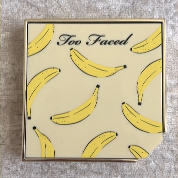 Brand New Too Faced Hangover Rx SPF 25 Moisturizer & Its Bananas Setting Powder - Picture 8 of 13